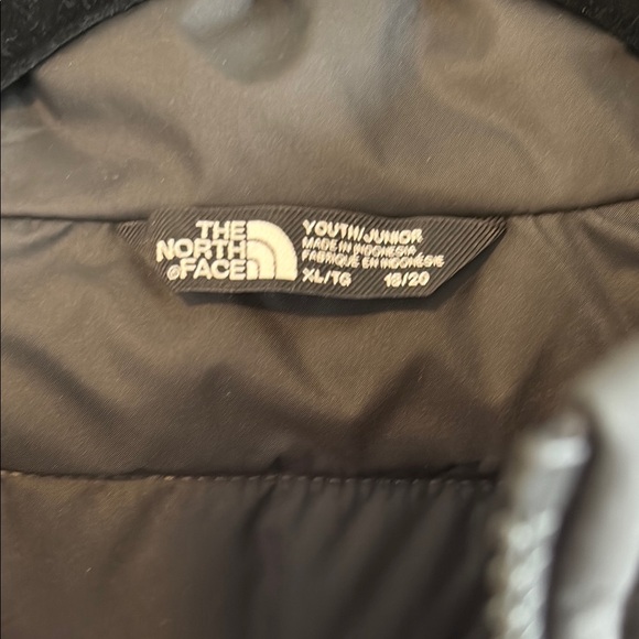 The North Face Boys’ Balanced Rock Insulated Jacket Size 18/20 XL Two Toned Grey - Picture 5 of 10